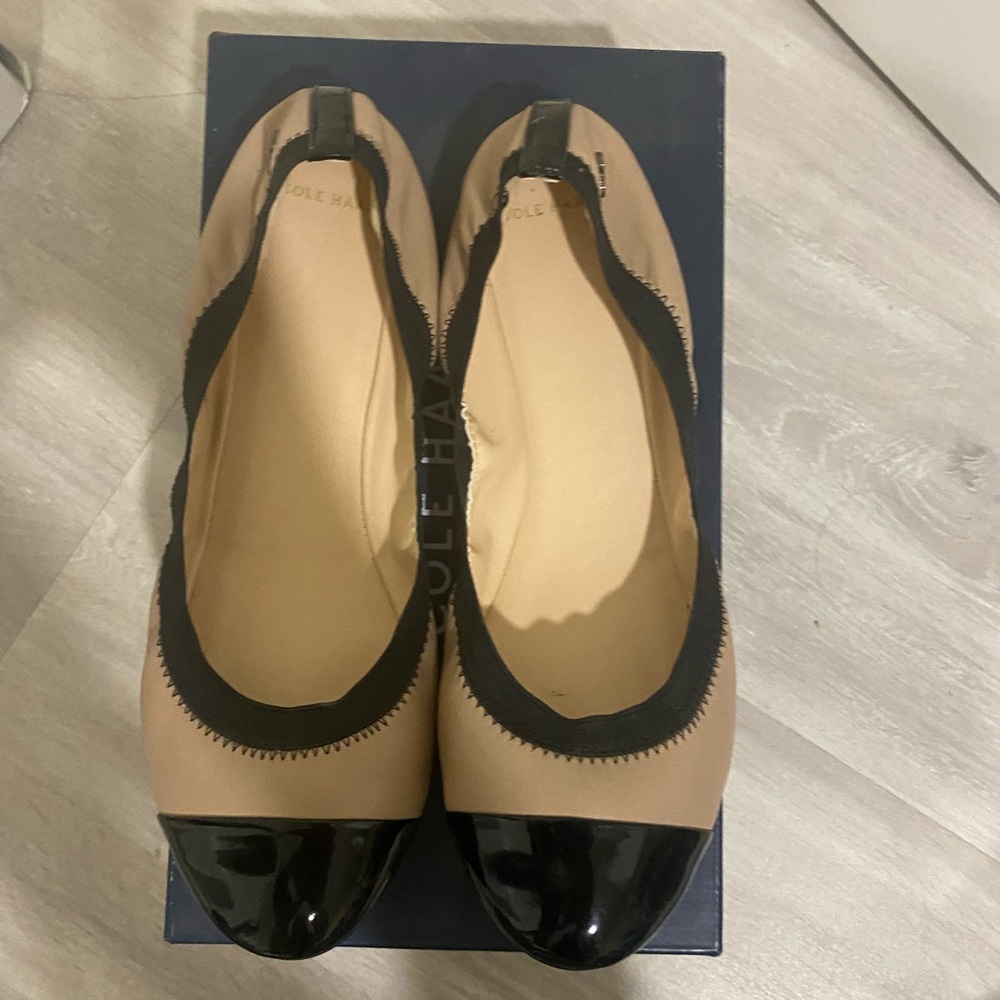 Cole Haan Deltona Maple/Black Ballet Flats